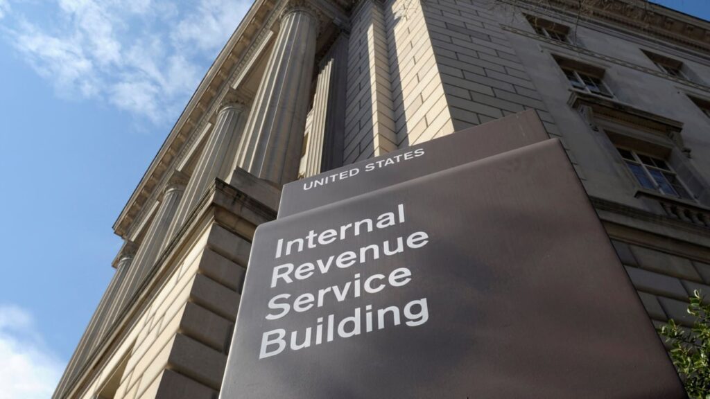 DC Circuit rejects Trump tax return leaker’s bid to audit sentence
