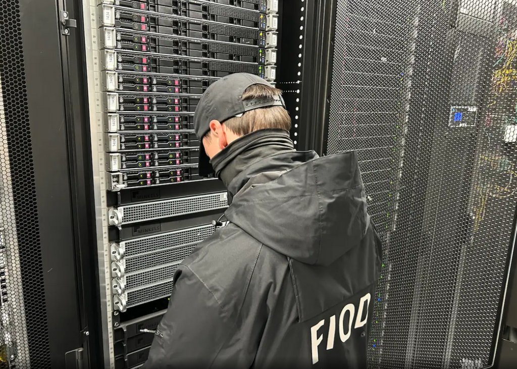 Netherlands Seizes 800 Servers, Arrests 2 for Aiding Cyberattacks – Krebs on Security