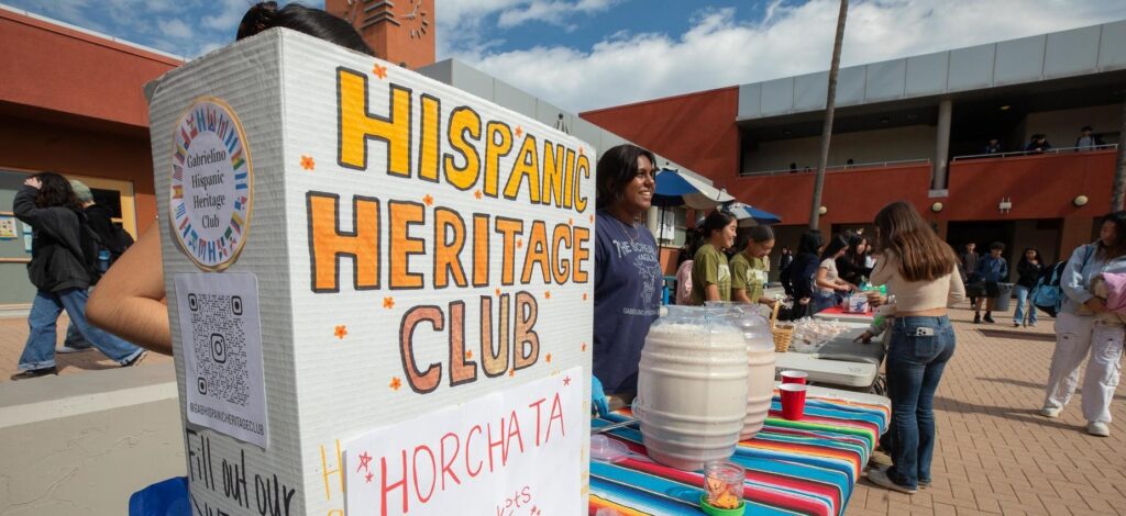 Survey: US Hispanics divided on whether heritage hinders opportunities